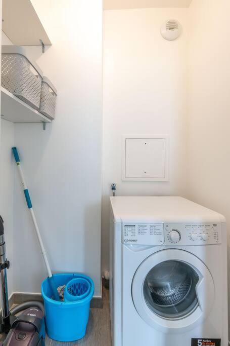 A Paris - Jo 2024 - Haddock 01 Apartment *