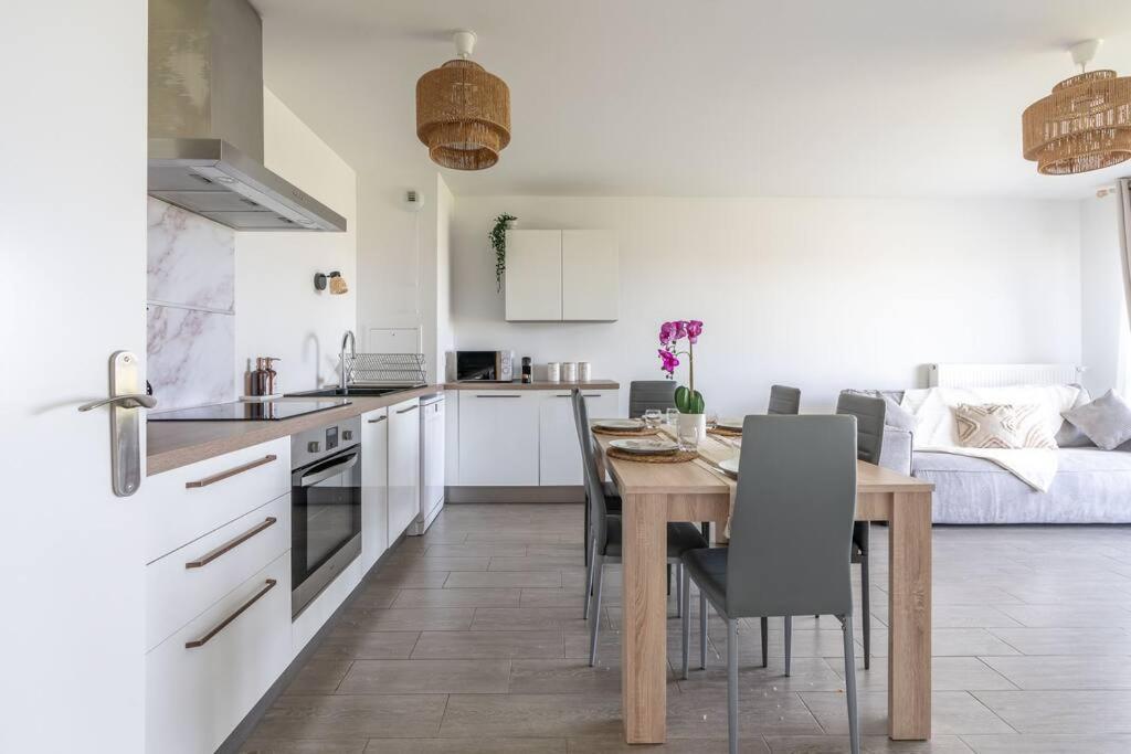 A Paris - Jo 2024 - Haddock 01 Apartment *
