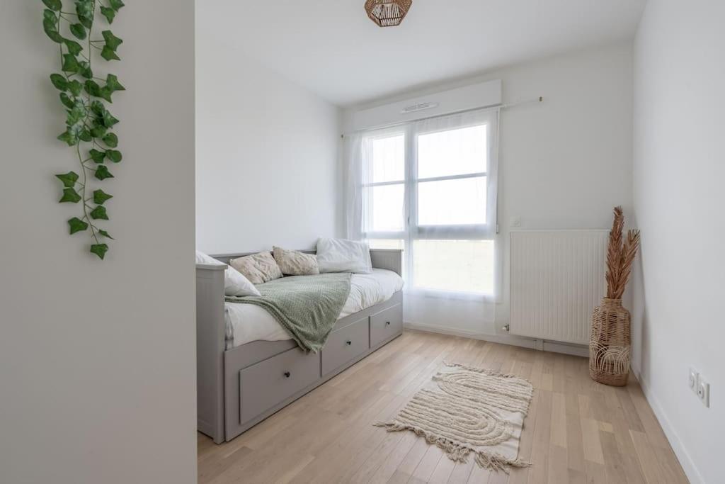 A Paris - Jo 2024 - Haddock 01 Apartment *